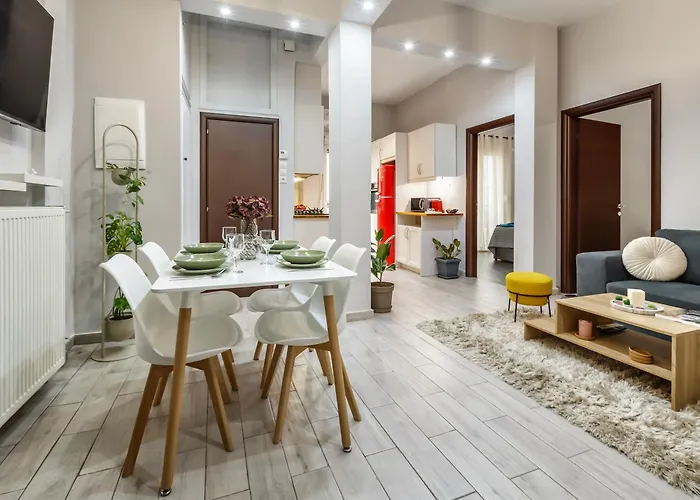 Athenian Petralona Suite Near Athens City Centre